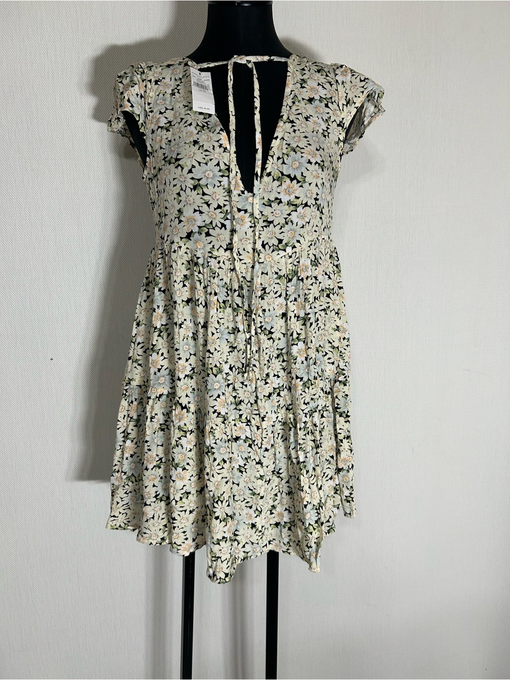 AMERICAN EAGLE Size XS Dress Subcategory Prediction